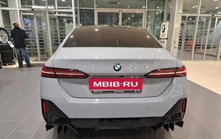 BMW 5 серия, 2023 год, 7 400 000 рублей, 7 фотография