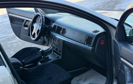 Opel Vectra C рестайлинг, 2002 год, 250 000 рублей, 11 фотография