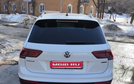 Volkswagen Tiguan II, 2019 год, 2 480 000 рублей, 8 фотография