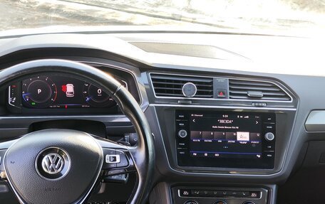 Volkswagen Tiguan II, 2019 год, 2 480 000 рублей, 13 фотография