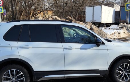 Volkswagen Tiguan II, 2019 год, 2 480 000 рублей, 10 фотография