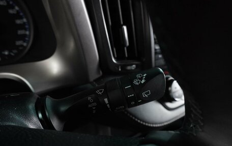 Toyota RAV4, 2017 год, 2 600 000 рублей, 15 фотография