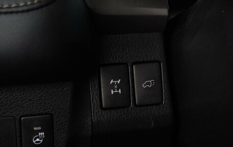 Toyota RAV4, 2017 год, 2 600 000 рублей, 13 фотография