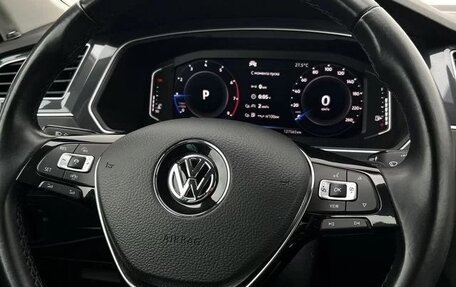 Volkswagen Tiguan II, 2020 год, 2 200 000 рублей, 11 фотография