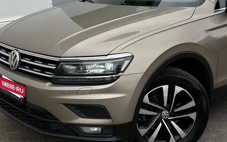 Volkswagen Tiguan II, 2020 год, 2 200 000 рублей, 15 фотография