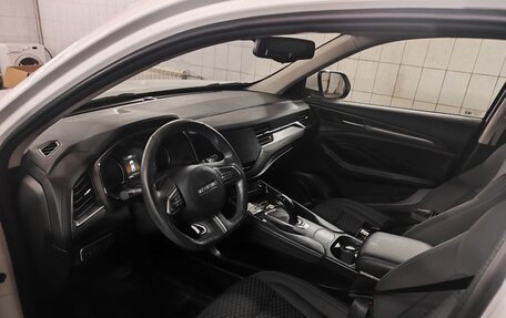 Haval F7x I, 2022 год, 1 850 000 рублей, 10 фотография