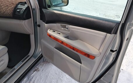 Lexus RX II рестайлинг, 2004 год, 1 300 000 рублей, 14 фотография