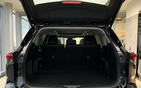 Toyota Highlander, 2025 год, 6 090 000 рублей, 21 фотография
