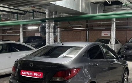 Hyundai Solaris II рестайлинг, 2013 год, 550 000 рублей, 6 фотография