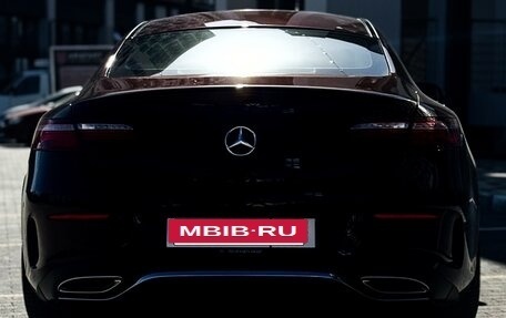 Mercedes-Benz E-Класс, 2019 год, 3 900 000 рублей, 6 фотография