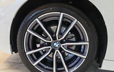 BMW 3 серия, 2022 год, 2 645 000 рублей, 11 фотография