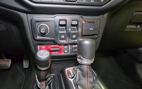 Jeep Wrangler, 2021 год, 4 980 000 рублей, 9 фотография