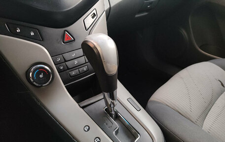 Chevrolet Cruze II, 2010 год, 427 000 рублей, 13 фотография