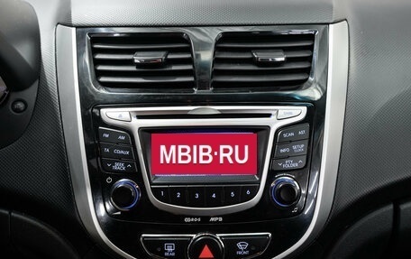 Hyundai Solaris II рестайлинг, 2011 год, 696 000 рублей, 16 фотография