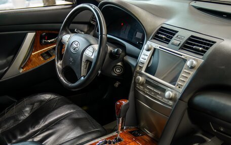 Toyota Camry, 2010 год, 1 130 000 рублей, 14 фотография