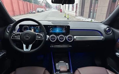 Mercedes-Benz GLB, 2021 год, 2 574 000 рублей, 10 фотография