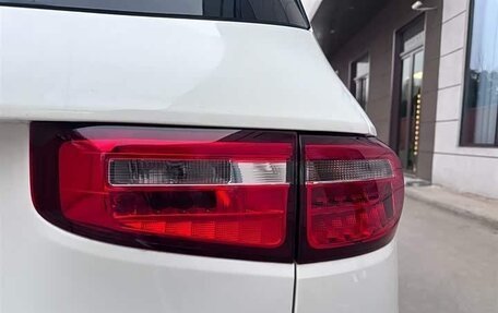 Mercedes-Benz GLB, 2021 год, 2 574 000 рублей, 14 фотография