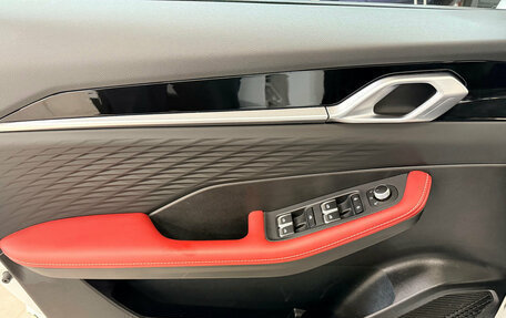 Geely Coolray I, 2023 год, 2 220 000 рублей, 22 фотография