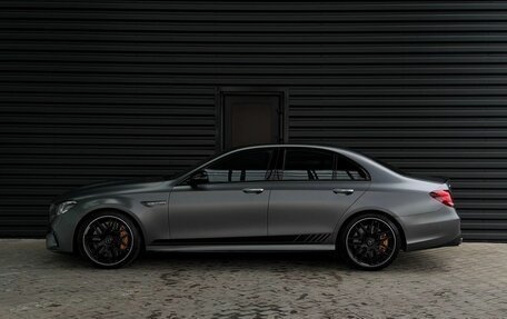 Mercedes-Benz E-Класс AMG, 2017 год, 9 000 000 рублей, 2 фотография