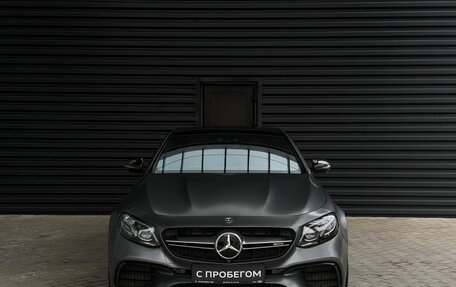 Mercedes-Benz E-Класс AMG, 2017 год, 9 000 000 рублей, 8 фотография