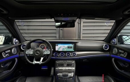 Mercedes-Benz E-Класс AMG, 2017 год, 9 000 000 рублей, 12 фотография