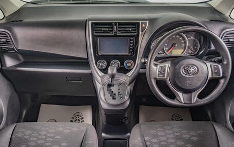 Toyota Ractis II, 2014 год, 1 249 000 рублей, 10 фотография