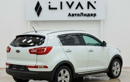 KIA Sportage III, 2011 год, 975 000 рублей, 2 фотография