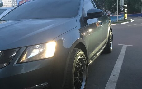 Skoda Octavia, 2017 год, 1 850 000 рублей, 11 фотография