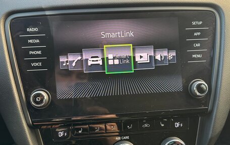 Skoda Octavia, 2017 год, 1 850 000 рублей, 10 фотография