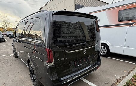 Mercedes-Benz V-Класс, 2024 год, 10 450 000 рублей, 6 фотография