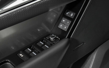 Land Rover Range Rover Velar I, 2018 год, 3 300 000 рублей, 10 фотография