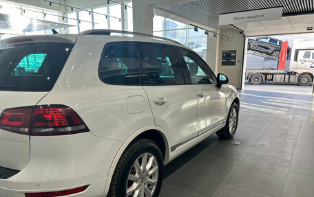 Volkswagen Touareg III, 2013 год, 1 899 000 рублей, 5 фотография