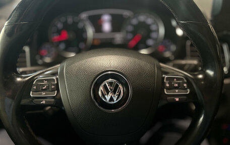 Volkswagen Touareg III, 2013 год, 1 899 000 рублей, 12 фотография