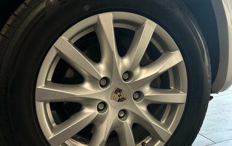 Volkswagen Touareg III, 2013 год, 1 899 000 рублей, 24 фотография