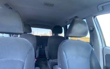 Mitsubishi Grandis, 2005 год, 550 000 рублей, 3 фотография