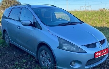 Mitsubishi Grandis, 2005 год, 550 000 рублей, 4 фотография