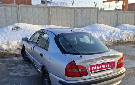 Mitsubishi Carisma I, 2002 год, 220 000 рублей, 2 фотография