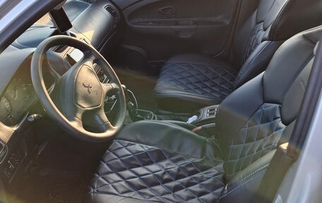 Mitsubishi Carisma I, 2002 год, 220 000 рублей, 9 фотография