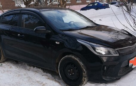 KIA Rio IV, 2018 год, 1 275 000 рублей, 3 фотография