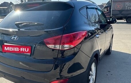 Hyundai Tucson III, 2011 год, 1 250 000 рублей, 6 фотография