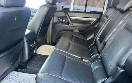 Mitsubishi Pajero IV, 2011 год, 2 100 000 рублей, 8 фотография
