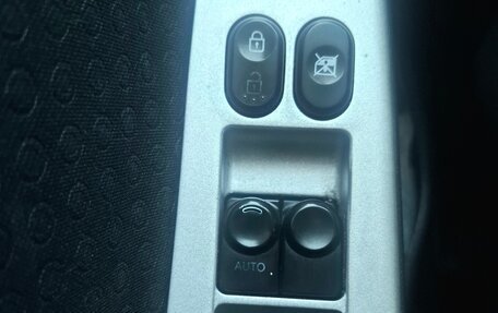 Hyundai Solaris II рестайлинг, 2011 год, 710 000 рублей, 17 фотография