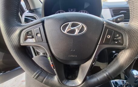 Hyundai Solaris II рестайлинг, 2011 год, 710 000 рублей, 16 фотография