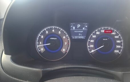 Hyundai Solaris II рестайлинг, 2011 год, 710 000 рублей, 18 фотография