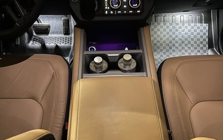 Land Rover Defender II, 2024 год, 24 650 000 рублей, 15 фотография