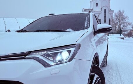 Toyota RAV4, 2016 год, 2 130 000 рублей, 5 фотография