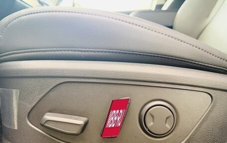 KIA Sportage IV рестайлинг, 2025 год, 25 фотография