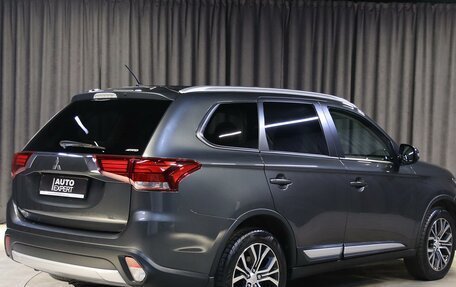 Mitsubishi Outlander III рестайлинг 3, 2017 год, 2 149 000 рублей, 2 фотография
