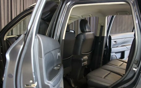 Mitsubishi Outlander III рестайлинг 3, 2017 год, 2 149 000 рублей, 6 фотография