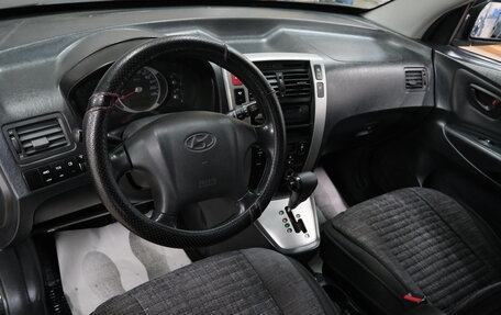 Hyundai Tucson III, 2005 год, 869 000 рублей, 11 фотография